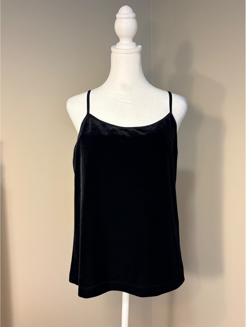 Chico's Black Velvet Cami Tank Top Women’s Size 2 Chic Grunge Romantic
